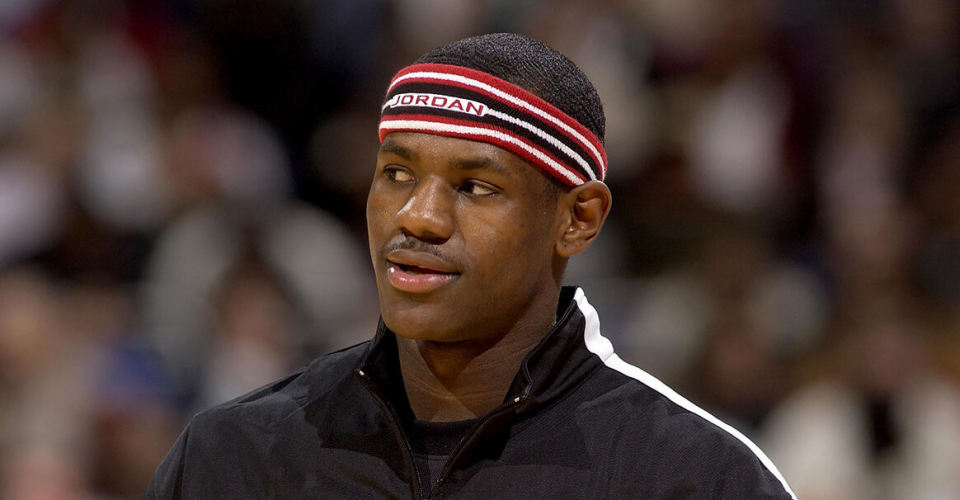 透露了首次 透露了首次