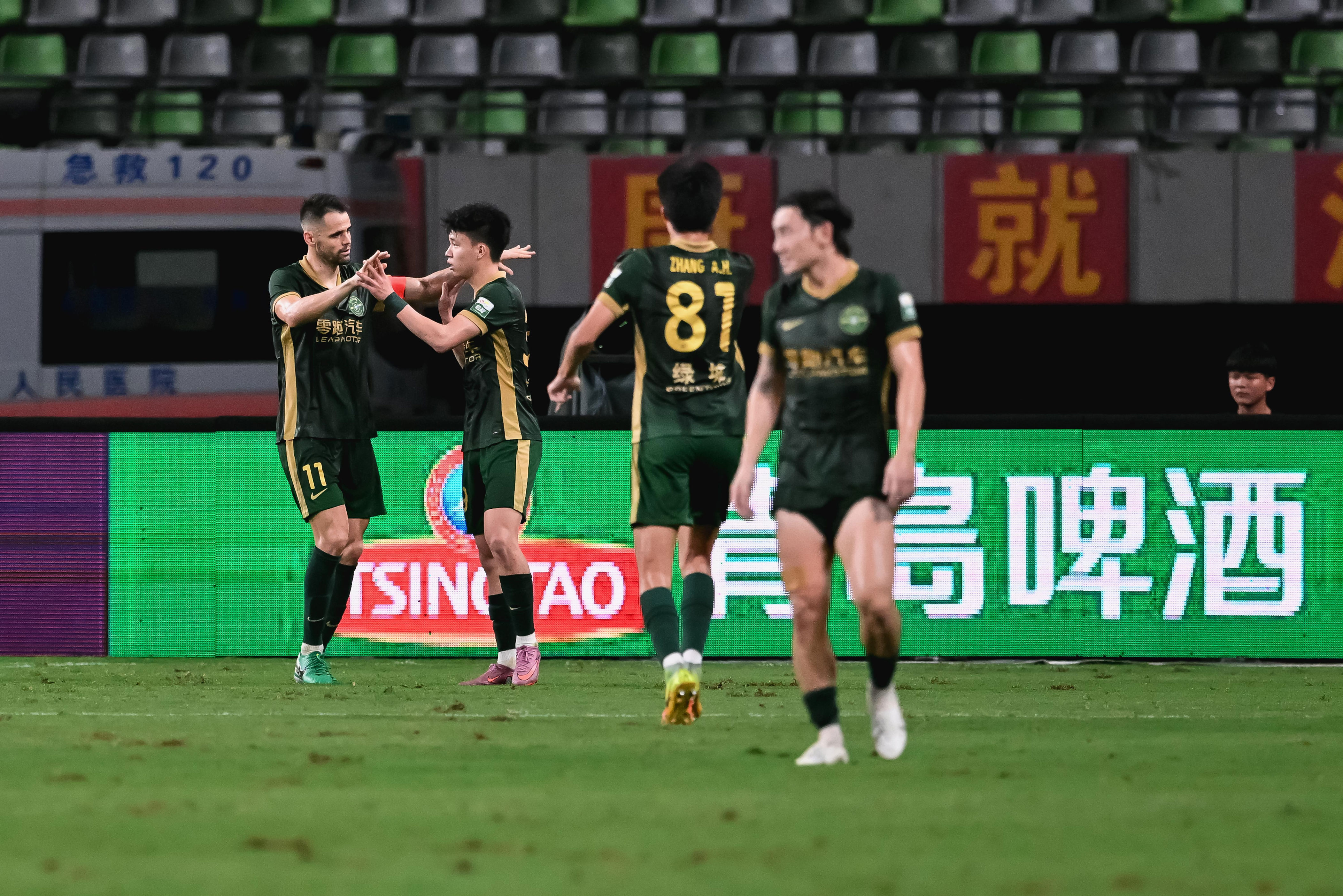 行动都回应, 赛事服务方, 把压力转化